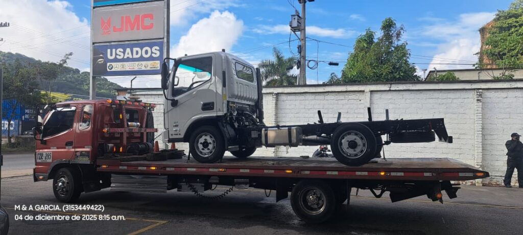 Servicio-grua-carros-de-carga